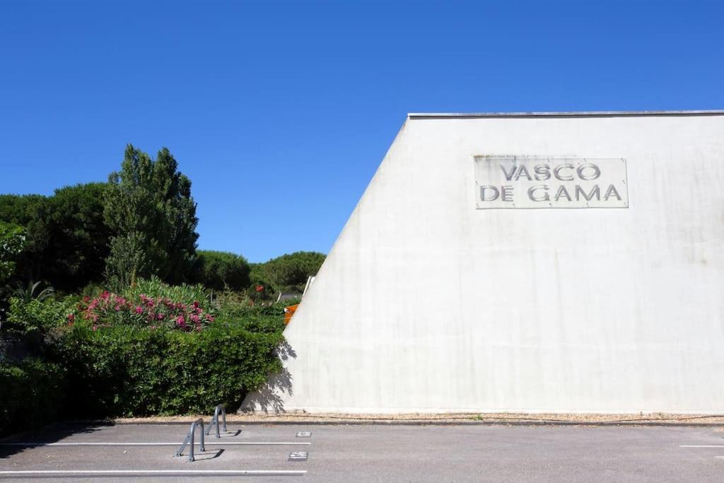 Chez Alexandra - Elegant Studio Avec Parking A Proximite Des Plages La Grande-Motte Exterior foto